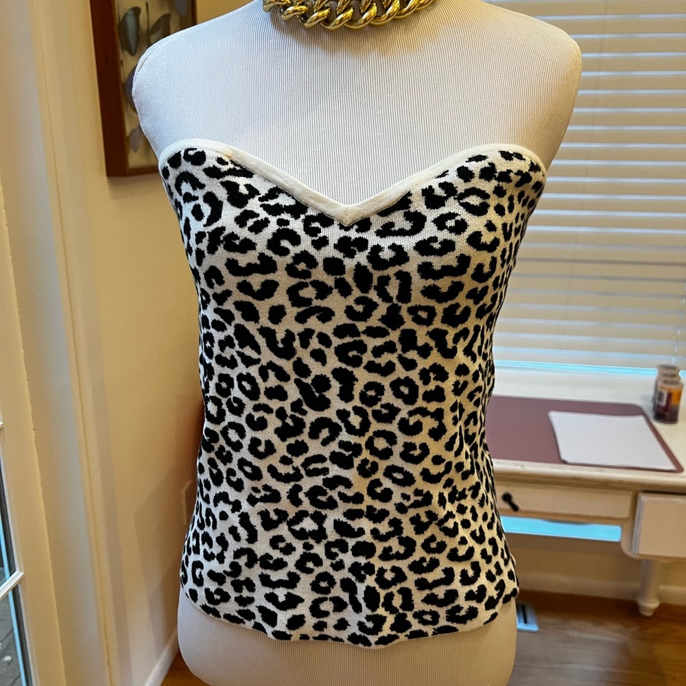 Express animal print tube top like new